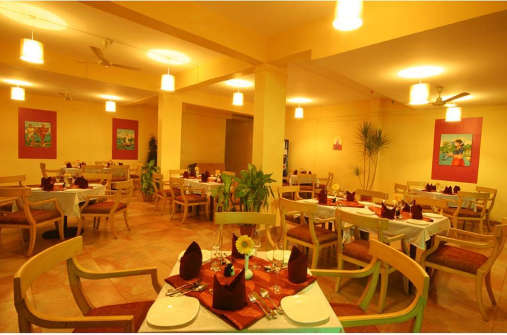 Lambana Resort Калангуте Екстериор снимка